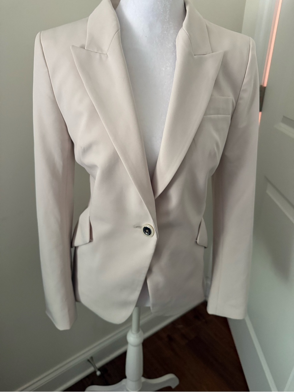 White House Black Market Light tan Tailored Single-Button Blazer